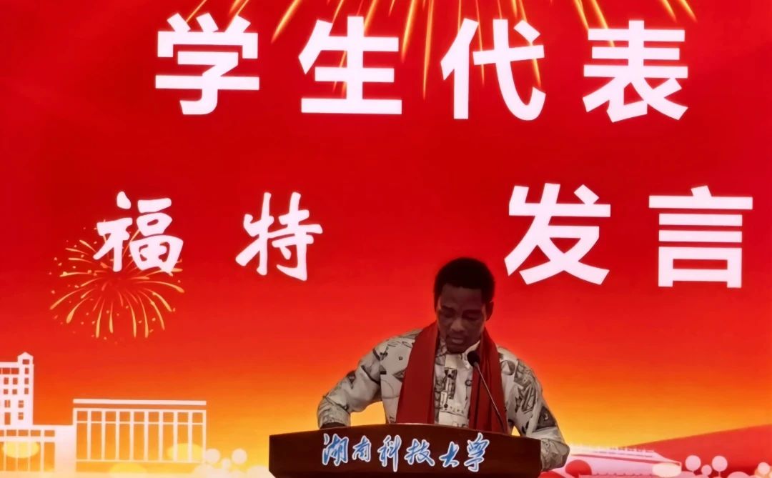 4afc9759dac14092a8f2dbc38c9341f3.jpg 4afc9759dac14092a8f2dbc38c9341f3.jpg