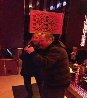 中外同欢,共庆圣诞暨迎接新年